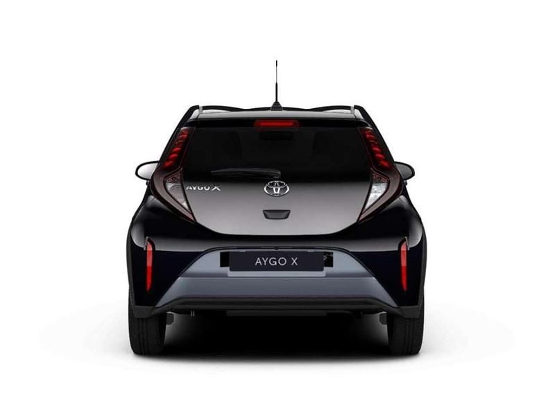 Neu Toyota Aygo X 72 PS (52 kW) 2025 1k3)/ black mica (209) (grau SUV