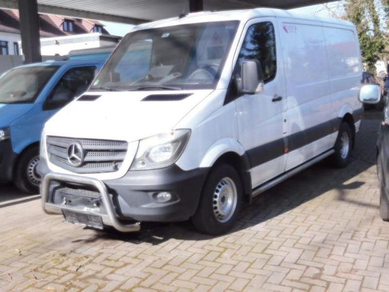 Gebraucht Mercedes 416 163 PS (119 kW) 2017 Weiss Van