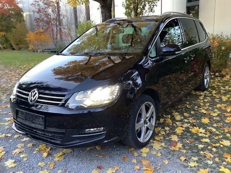 Schwarz Gebraucht 2012 VW Sharan Highline Van / Kleinbus | 9.750 € (Superpreis) - Bild 1/4