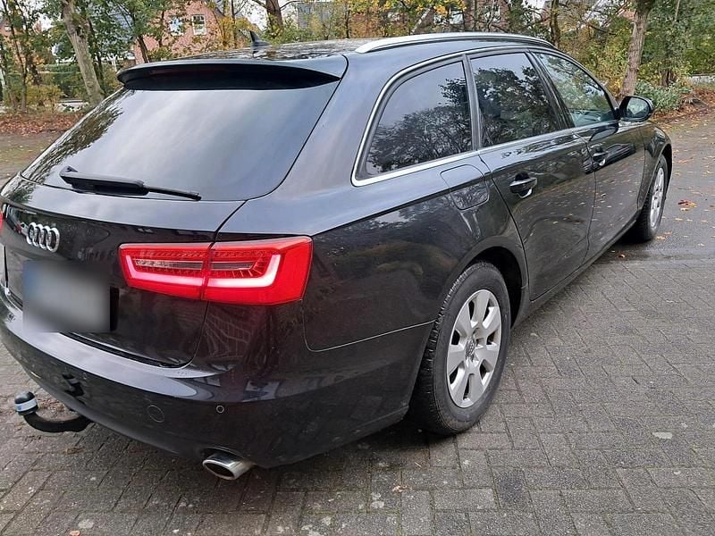 Gebraucht Audi A6 204 PS (150 kW) 2013 Schwarz Kombi