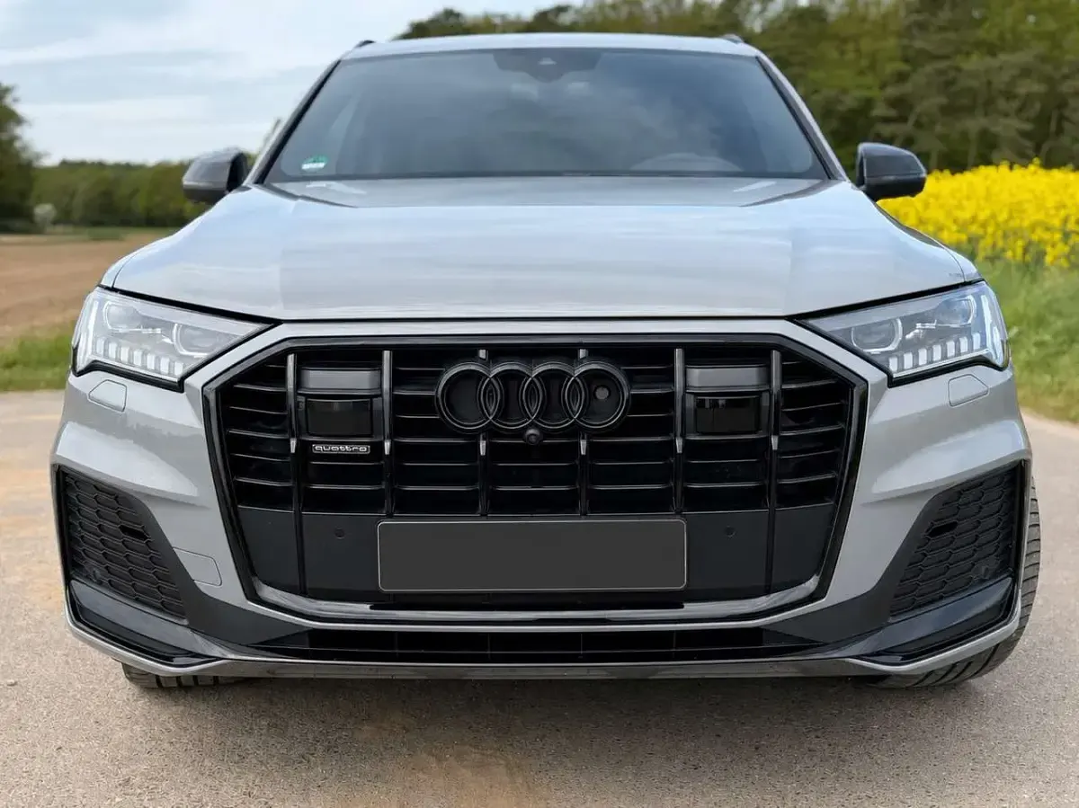 Gebraucht Audi Q7 Competition 286 PS (210 kW) 2023 Grau SUV