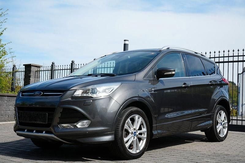 Second-hand Ford Kuga Individual 179 CP (131 kW) 2016 Gri SUV