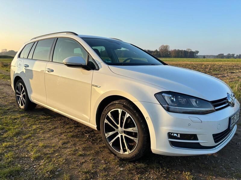 Weiß Gebraucht 2016 VW Golf VII Kombi | 7.499 € (Etwas zu teuer) - Bild 1/4