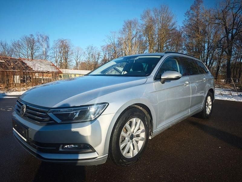 Gebraucht VW Passat Comfortline 150 PS (110 kW) 2015 Silber Kombi