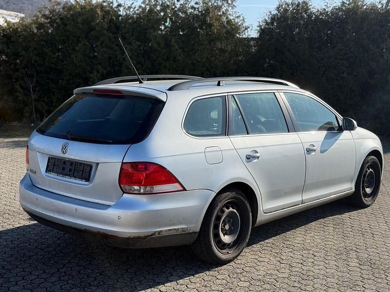 Gebraucht VW Golf V Comfortline 122 PS (89 kW) 2009 Silber Kombi
