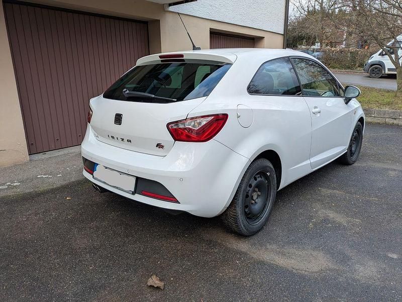 Gebraucht Seat Ibiza SC FR 110 PS (80 kW) 2015 Weiß Kleinwagen
