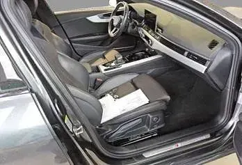 Gebraucht Audi A4 S-Line 204 PS (150 kW) 2023 Grau Kombi