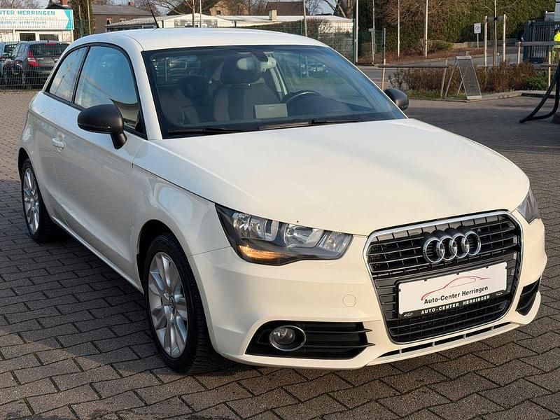 Gebraucht Audi A1 Ambition 122 PS (89 kW) 2010 Weiß Kleinwagen