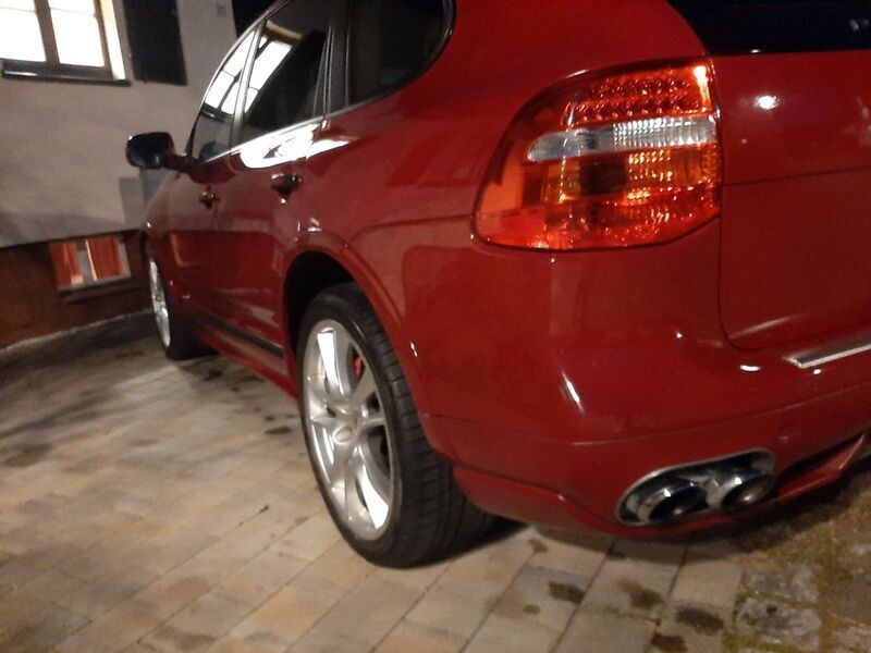 Rot Gebraucht 2009 Porsche Cayenne GTS SUV | 18.900 € (Fairer Preis) - Bild 1/4