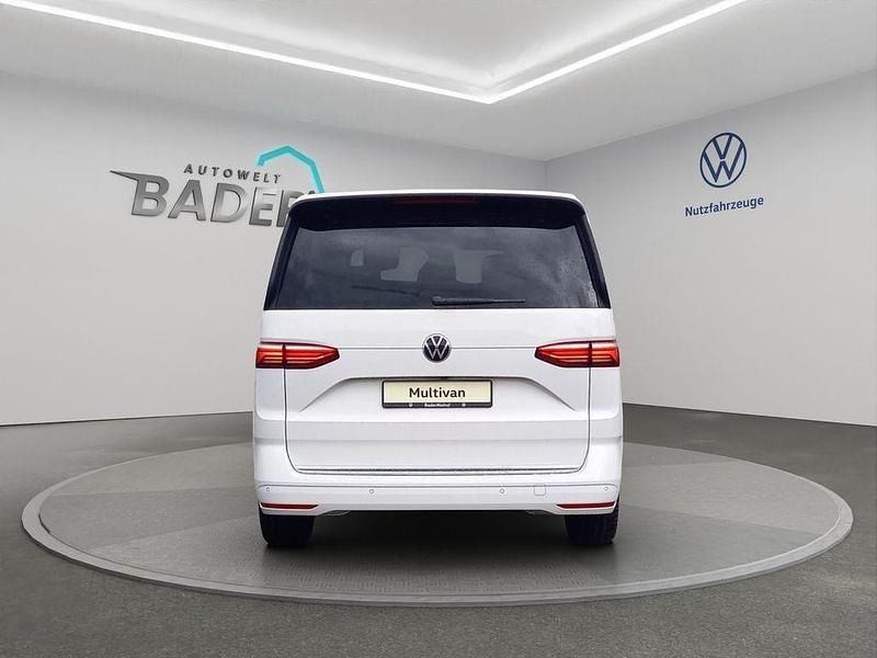 Gebraucht VW Multivan Style 204 PS (150 kW) 2024 Weiß Van