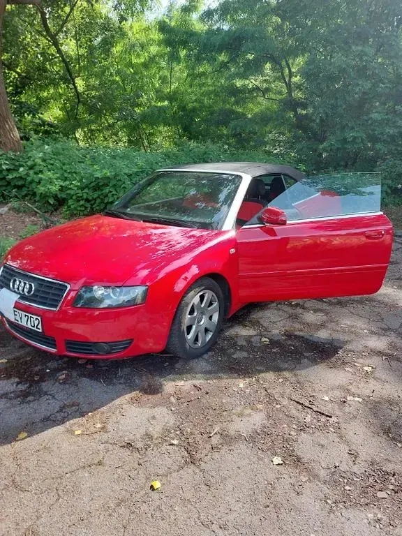 Gebraucht Audi Cabriolet 131 PS (96 kW) 2005 Rot Cabrio