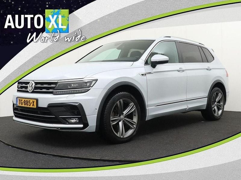 Weiß Gebraucht 2018 VW Tiguan Allspace R-line SUV | 18.029 € (Teuer) - Bild 1/4