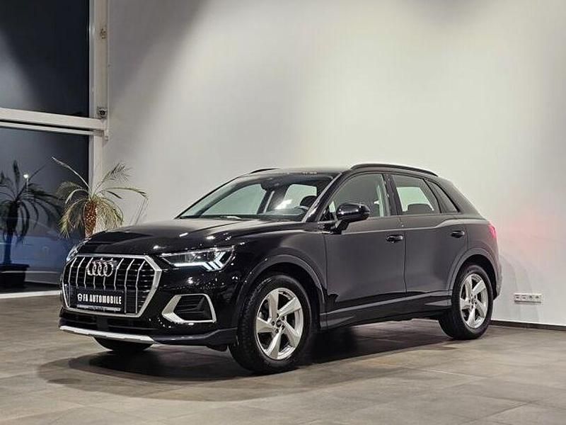 Gebraucht Audi Q3 Sport 150 PS (110 kW) 2024 Mythosschwarz metall (metallic) SUV