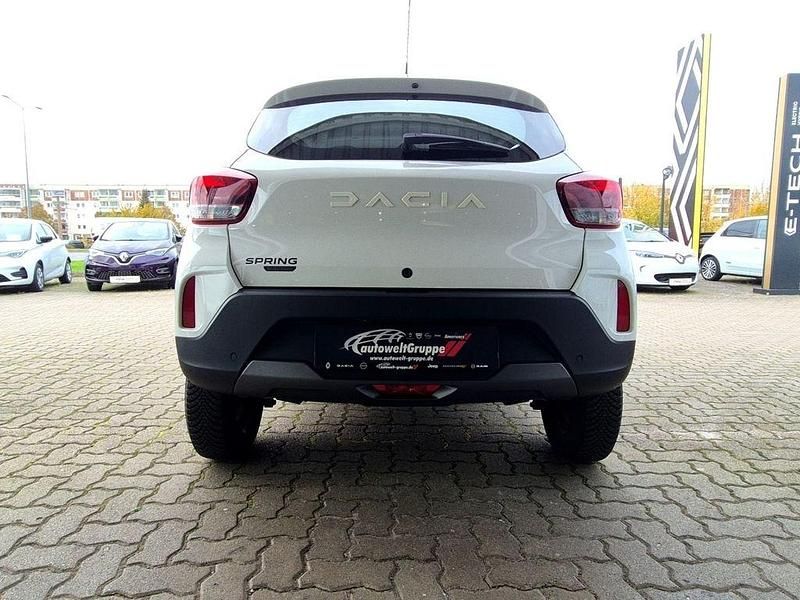 Gebraucht Dacia Spring Essentiel 19 kW (26 PS) 2023 Weiß Kleinwagen