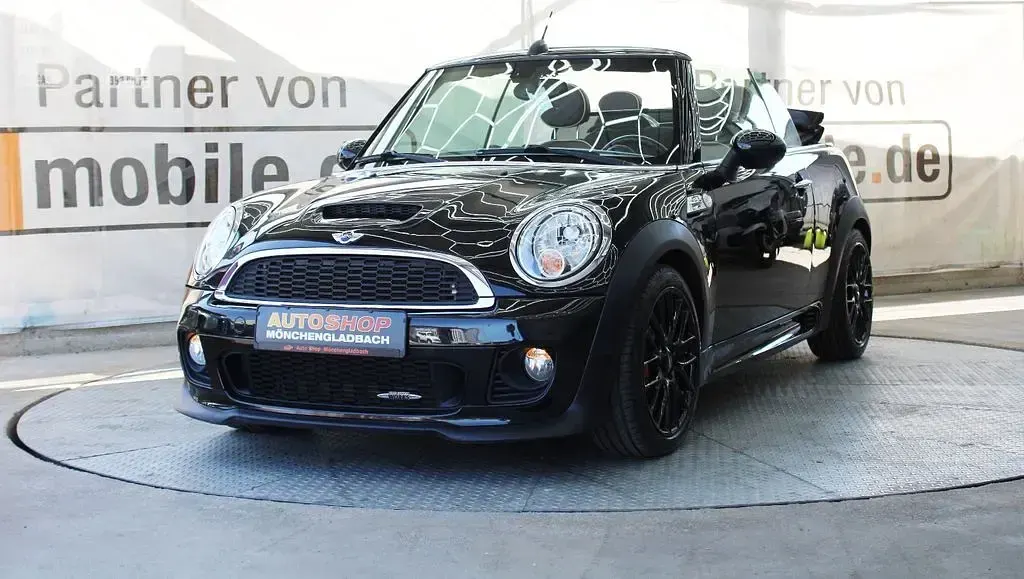 Gebraucht Mini John Cooper Works Cabriolet 211 PS (155 kW) 2012 Midnight black Cabrio