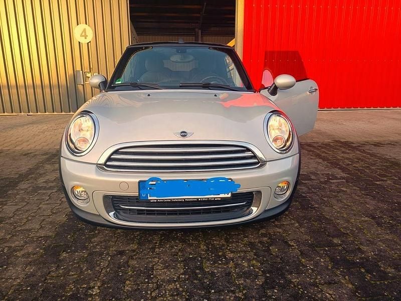 Gebraucht Mini Cooper 122 PS (89 kW) 2012 Weiß Kleinwagen