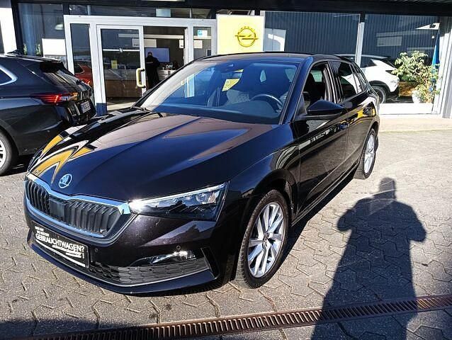 Gebraucht Skoda Scala Style 150 PS (110 kW) 2022 Blackmagic perleffekt Kleinwagen