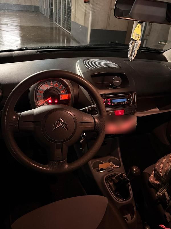 Gebraucht Citroën C1 68 PS (50 kW) 2010 Schwarz Kleinwagen