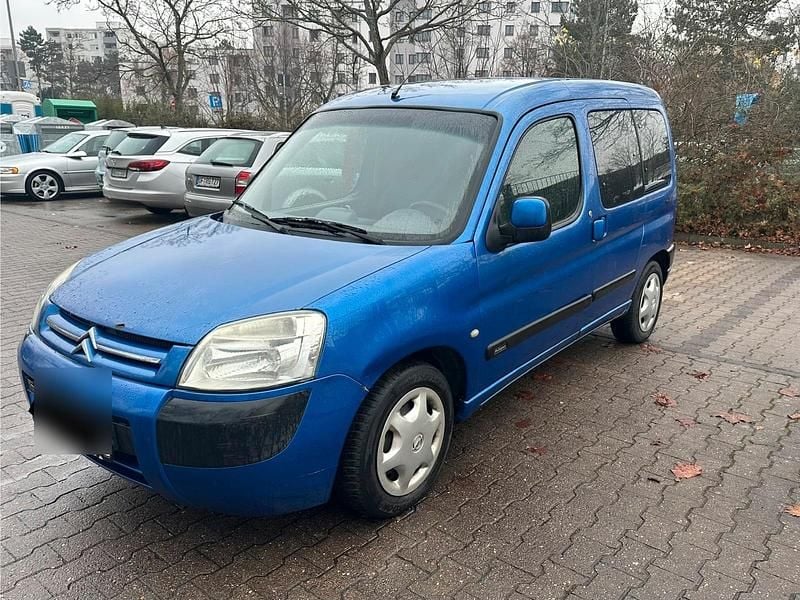 Blau Gebraucht 2003 Citroën Berlingo Van / Kleinbus | 555 € (Superpreis) - Bild 1/4