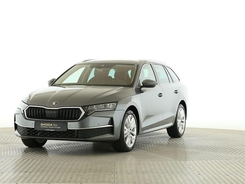 Graphitegrau Gebraucht 2024 Skoda Octavia Selection Kombi | 38.930 € (Teuer) - Bild 1/4