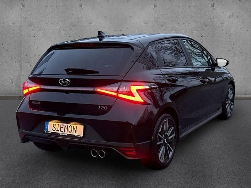 Gebraucht Hyundai i20 N Line 120 PS (88 kW) 2022 Met (schwarz Limousine