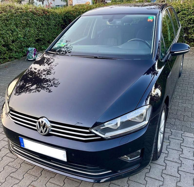 Schwarz Gebraucht 2015 VW Golf Sportsvan LOUNGE Van / Kleinbus | 11.790 € (Etwas zu teuer) - Bild 1/4