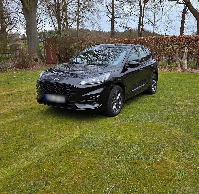 Gebraucht Ford Kuga ST-Line 224 PS (164 kW) 2021 Schwarz SUV