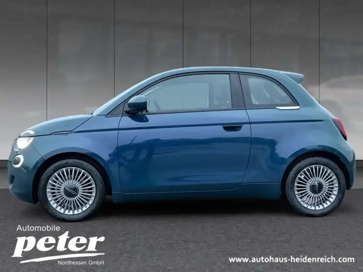 Neu Fiat 500 65 PS (47 kW) 2026 Blau Kleinwagen