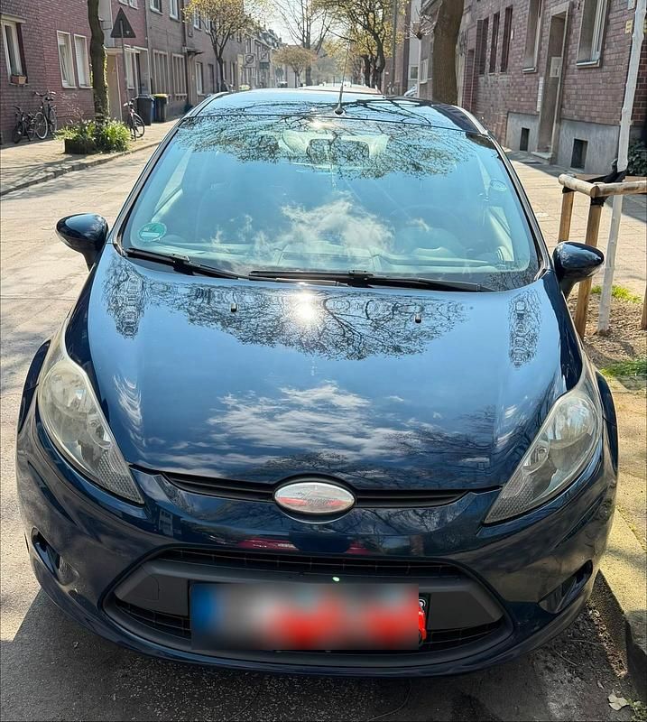 Gebraucht Ford Fiesta 60 PS (44 kW) 2009 Blau Kleinwagen