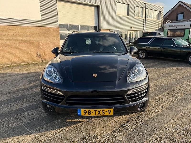 Gebraucht Porsche Cayenne 245 PS (180 kW) 2012 Schwarz SUV