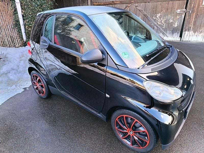 Schwarz Gebraucht 2009 Smart ForTwo Coupé Coupé | 2.599 € (Superpreis) - Bild 1/4