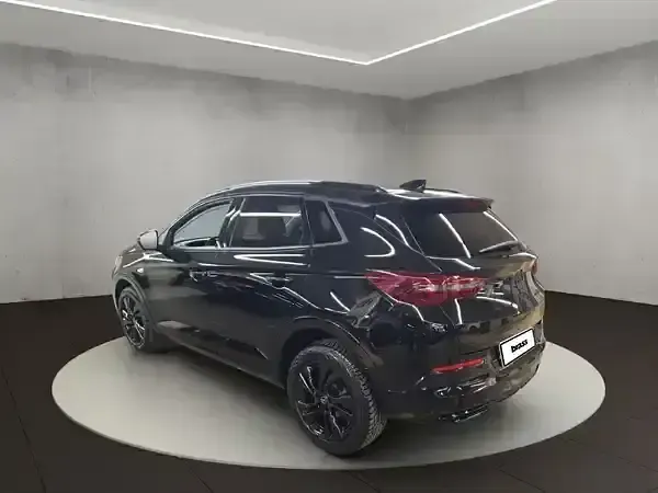 Gebraucht Opel Grandland X 131 PS (96 kW) 2022 Diamant schwarz / karbon schwarz SUV