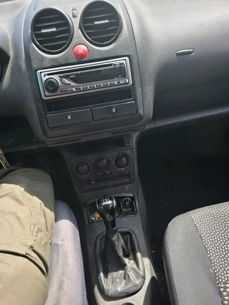 Second-hand Seat Ibiza 50 CP (36 kW) 2003 Negru Hatchback