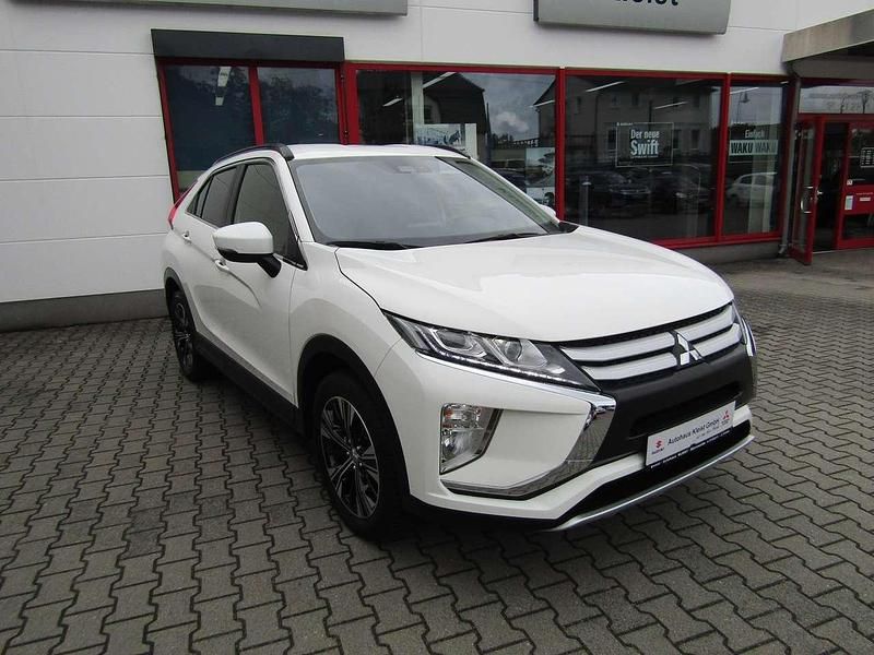 Anden weiß Gebraucht 2020 Mitsubishi Eclipse Cross Spirit SUV | 19.990 € (Fairer Preis) - Bild 1/4