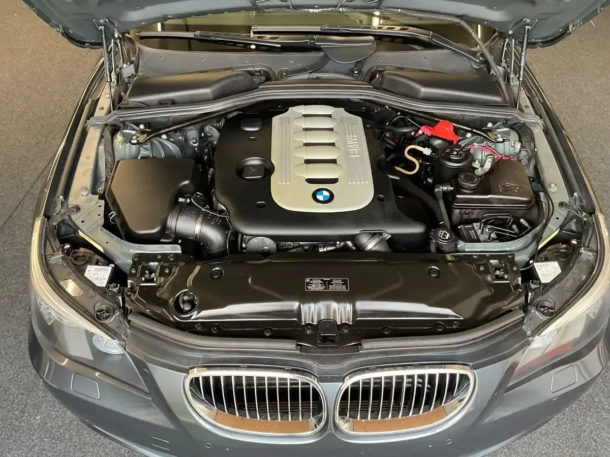 Używany BMW 535 Performance 286 KM (210 kW) 2008 Szary Kombi