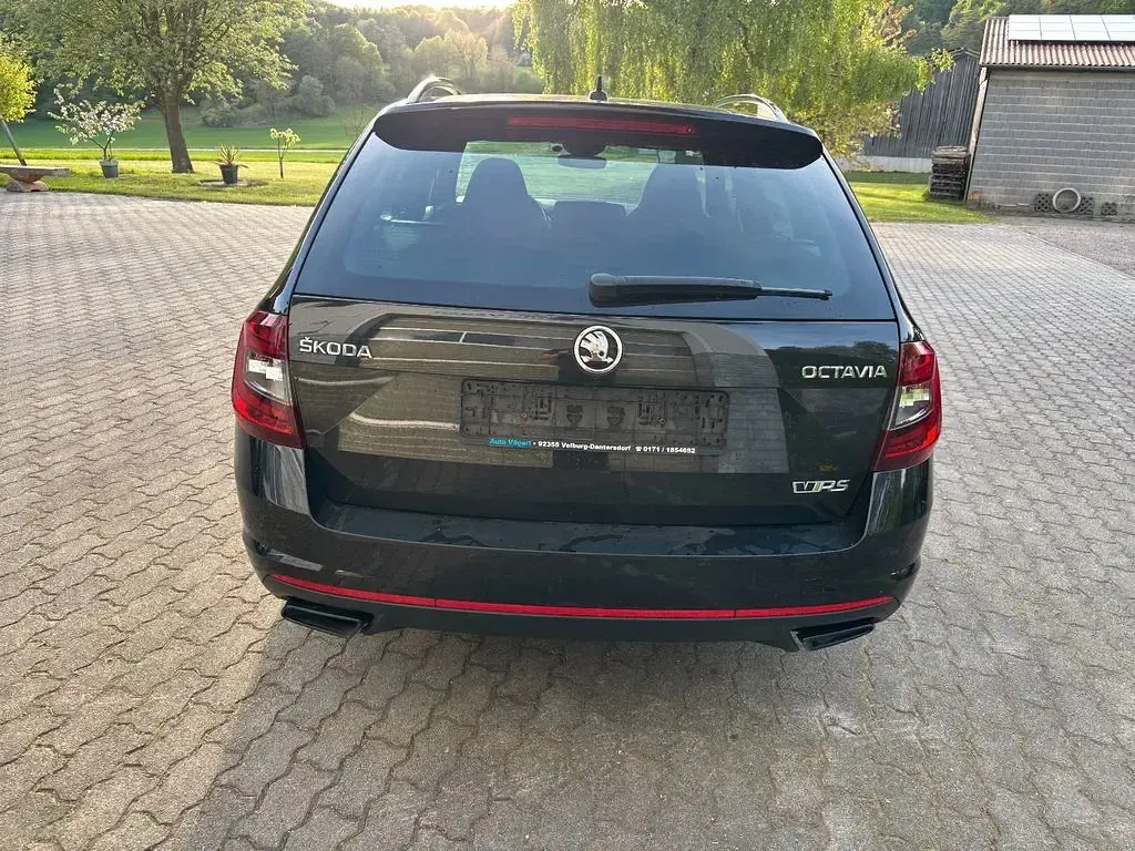 Gebraucht Skoda Octavia RS 184 PS (135 kW) 2019 Schwarz Kombi