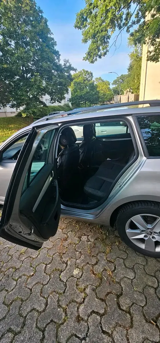 Gebraucht Skoda Octavia Ambition 118 PS (86 kW) 2018 Beige Kombi