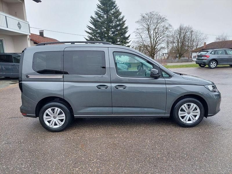 Neu VW Caddy 116 PS (85 kW) 2025 Indiumgreymetallic Van / Kleinbus