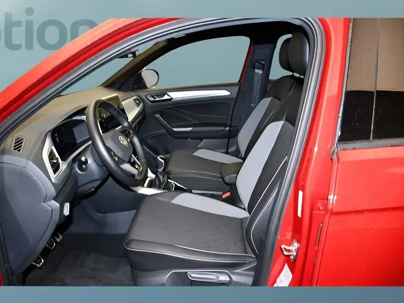 Używany VW T-Roc 116 KM (85 kW) 2025 Czerwony SUV