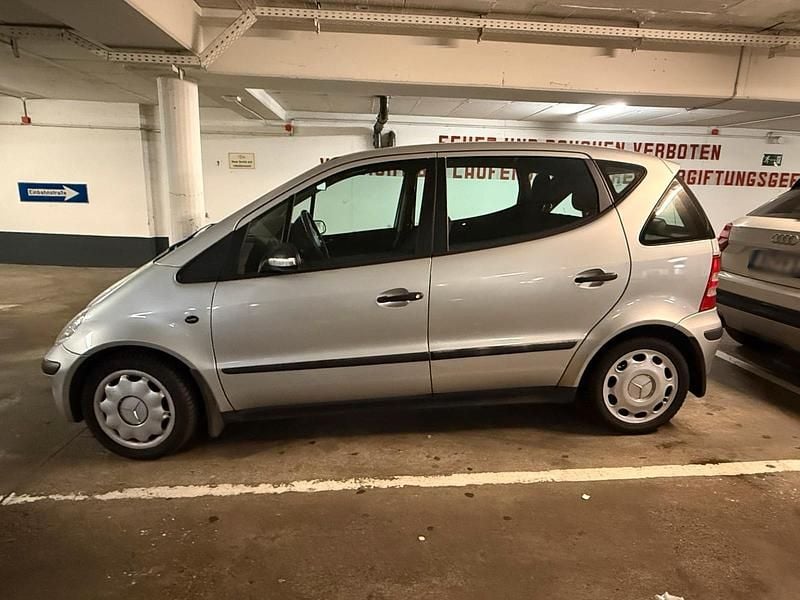 Gebraucht Mercedes A140 82 PS (60 kW) 2004 Silber Kleinwagen