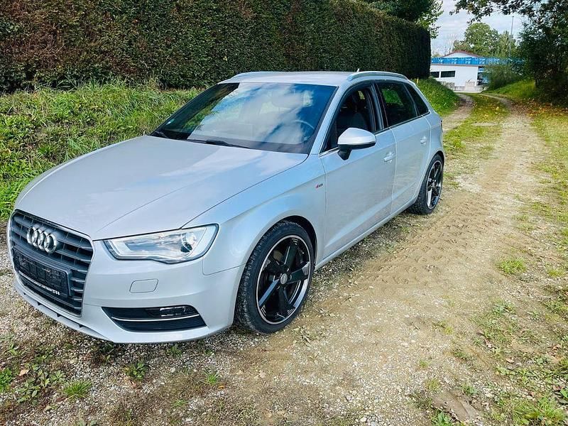 Gebraucht Audi A3 S-Line 150 PS (110 kW) 2014 Silber Limousine