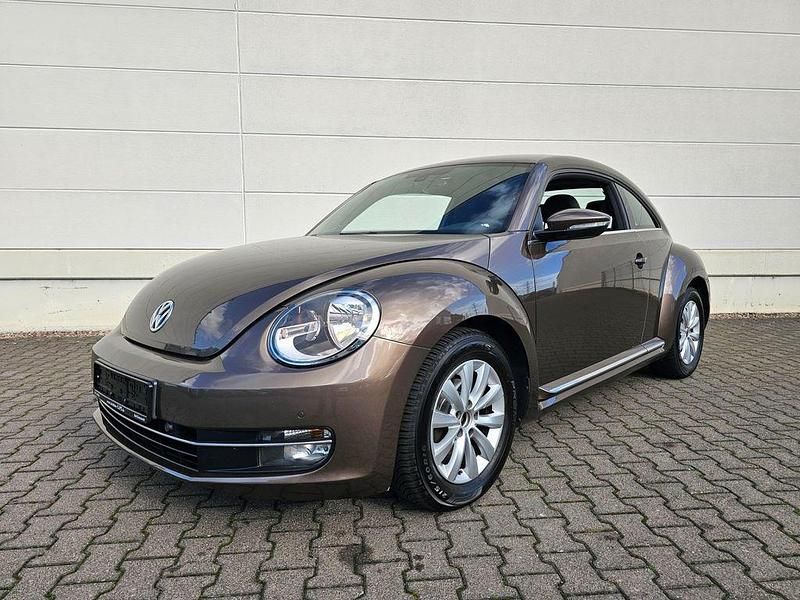 Second-hand VW Beetle Design 105 CP (77 kW) 2012 Maro Hatchback