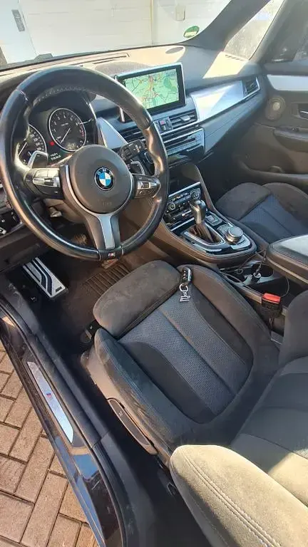 Gebraucht BMW 225 Performance 231 PS (169 kW) 2017 Schwarz Kombi