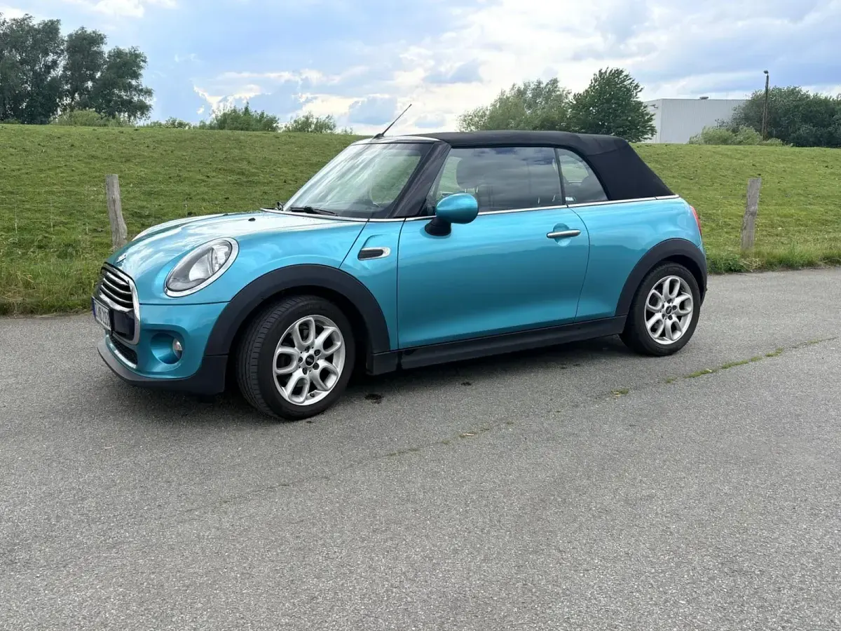 Gebraucht Mini Cooper Cabriolet 136 PS (100 kW) 2017 Blau Cabrio
