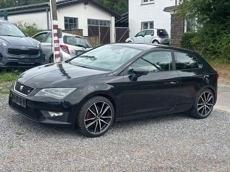 Schwarz Gebraucht 2013 Seat Leon SC FR Kleinwagen | 5.999 € (Guter Preis) - Bild 1/4
