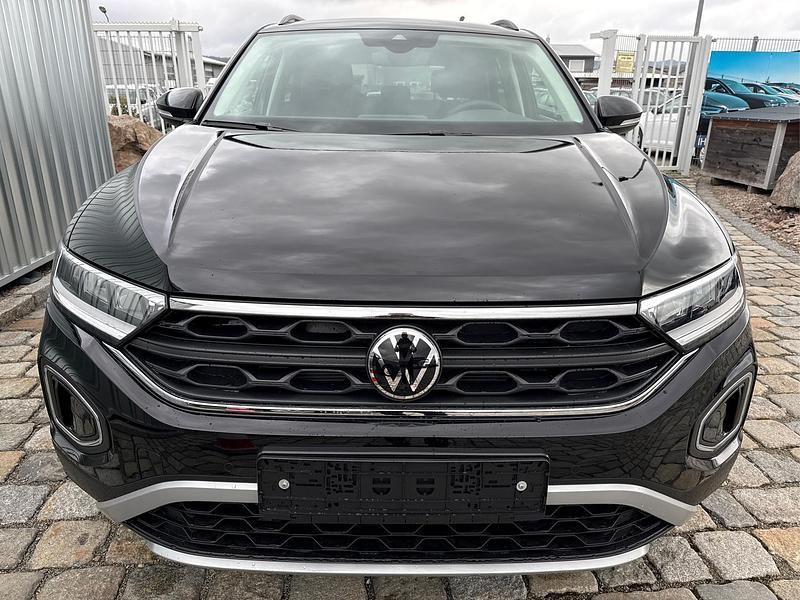 Neu VW T-Roc Style 150 PS (110 kW) 2026 Grenadillaschwarz metallic SUV