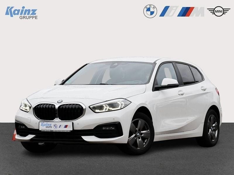 Gebraucht BMW 118 Advantage 136 PS (100 kW) 2023 Alpinweiss iii Kleinwagen
