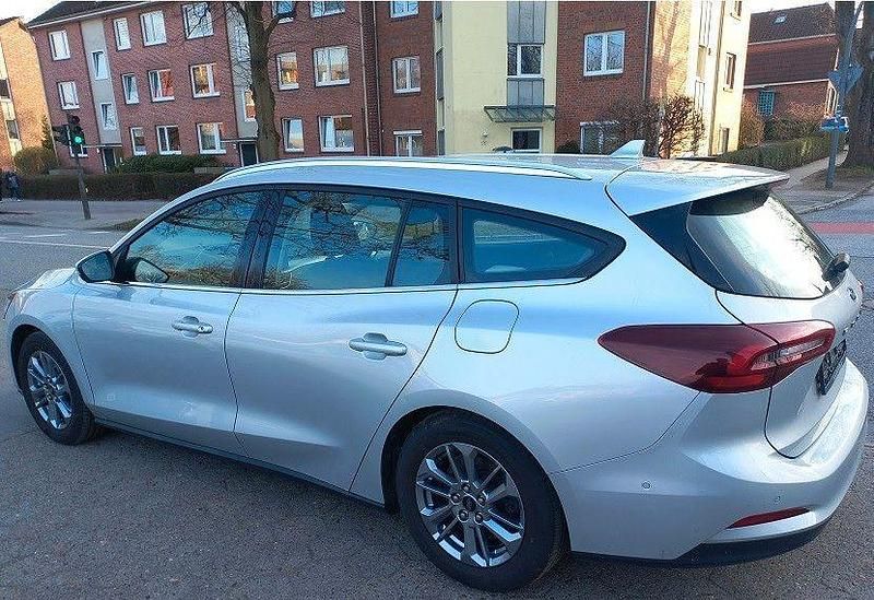 Gebraucht Ford Focus S 120 PS (88 kW) 2023 Silber Kombi