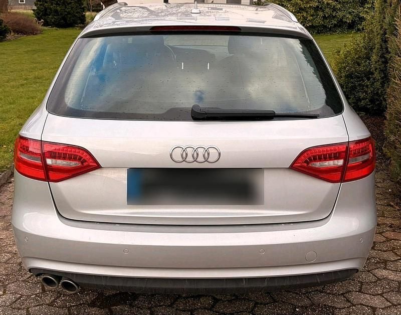Gebraucht Audi A4 150 PS (110 kW) 2014 Silber Kombi