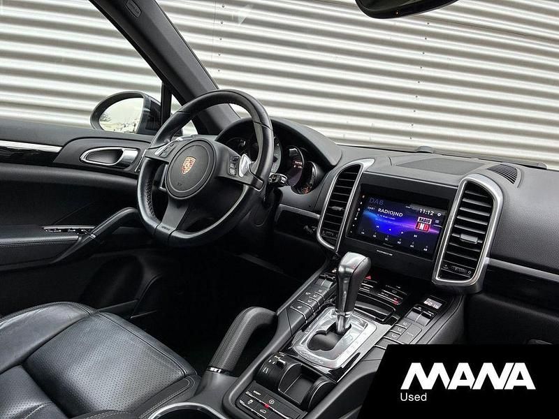 Second-hand Porsche Cayenne 400 CP (294 kW) 2011 Negru SUV